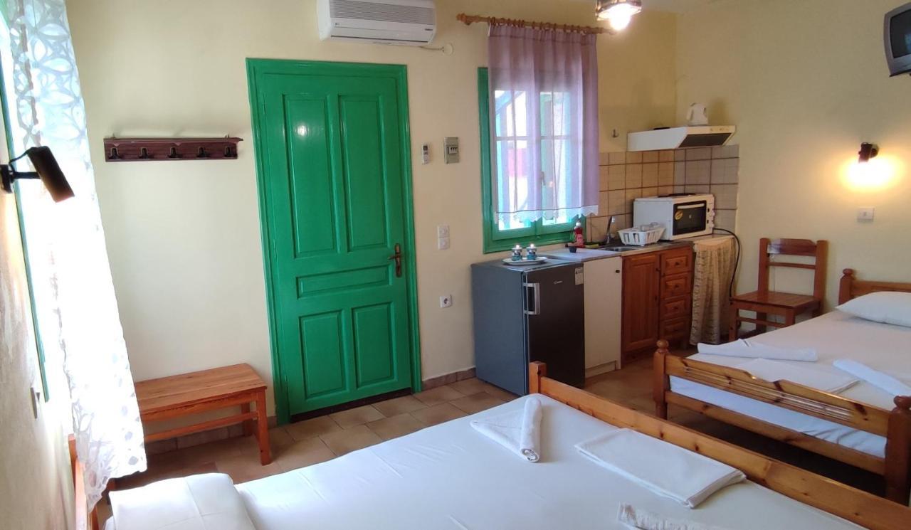 Villa Spiros Ayios Nikitas Ngoại thất bức ảnh