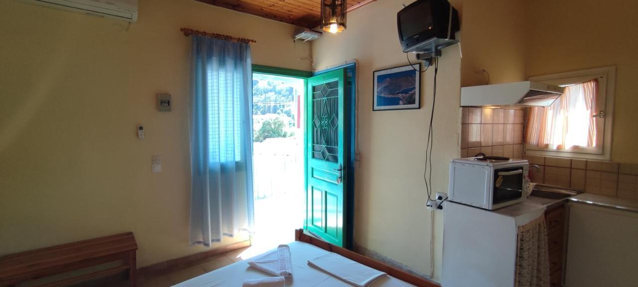 Villa Spiros Ayios Nikitas Ngoại thất bức ảnh