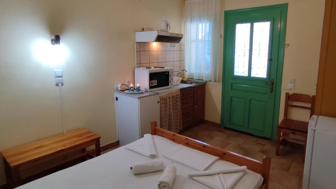Villa Spiros Ayios Nikitas Ngoại thất bức ảnh